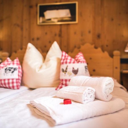 Chalet Alpenrose Bio Wellness Naturhotel Коголо Екстериор снимка